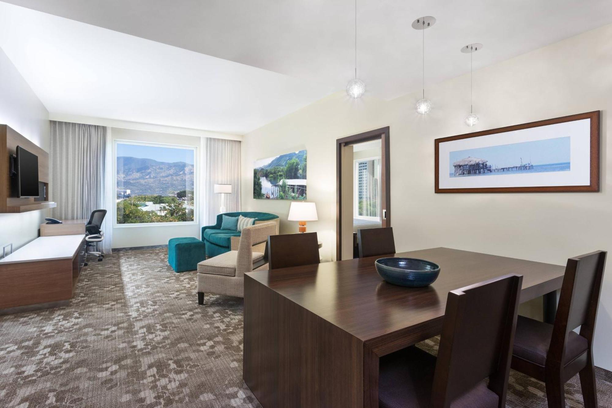 Courtyard By Marriott Kingston, Jamaica Hotel Buitenkant foto
