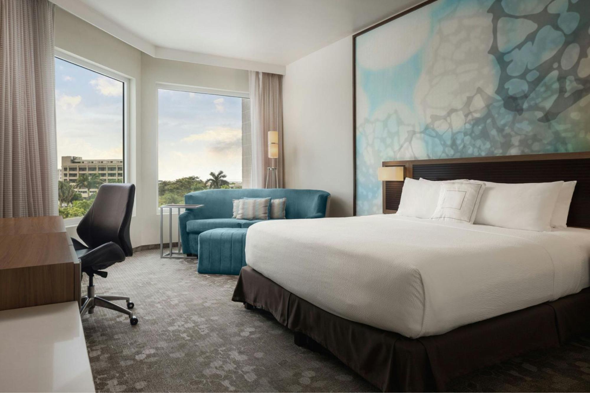Courtyard By Marriott Kingston, Jamaica Hotel Buitenkant foto