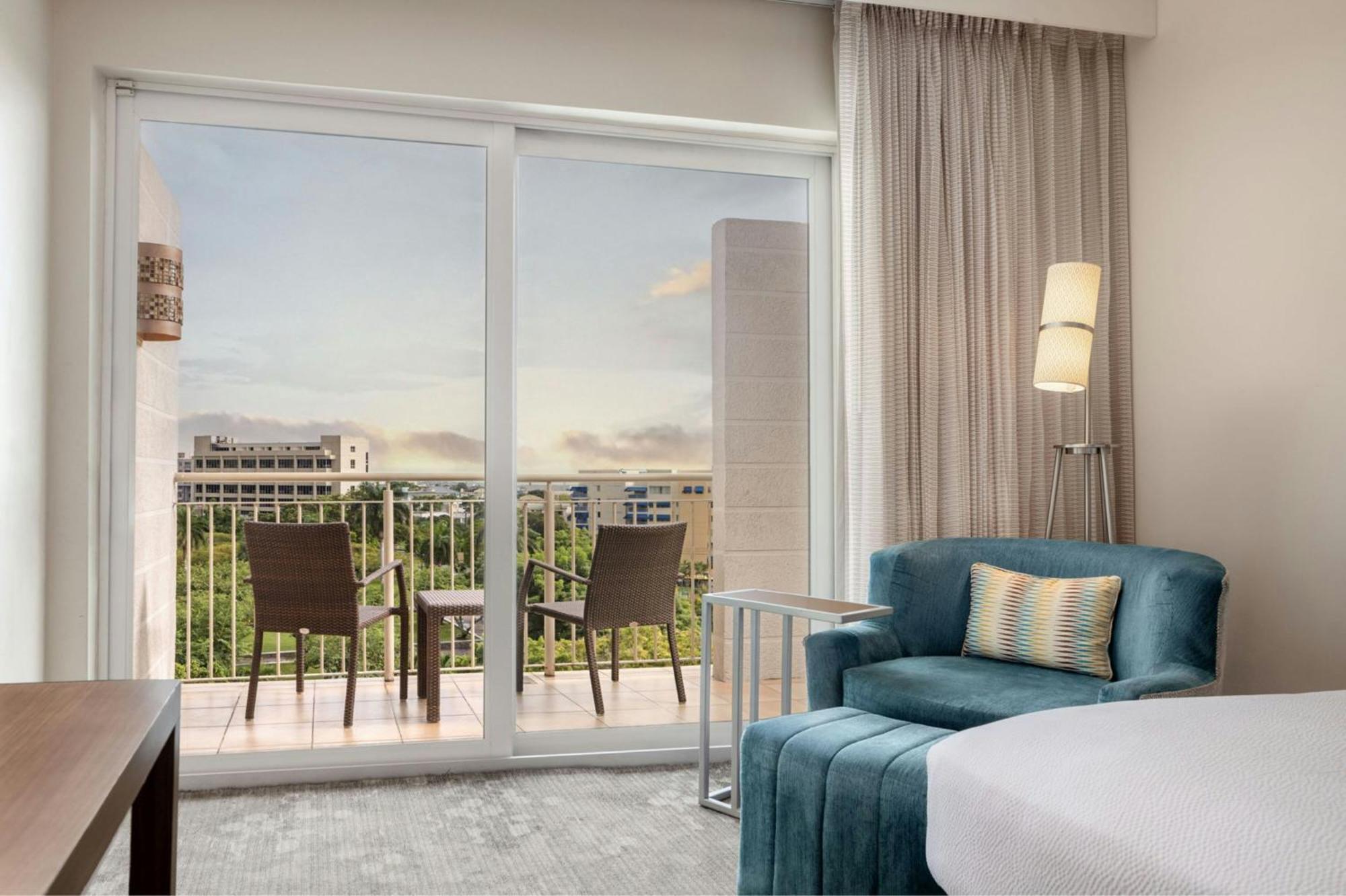 Courtyard By Marriott Kingston, Jamaica Hotel Buitenkant foto